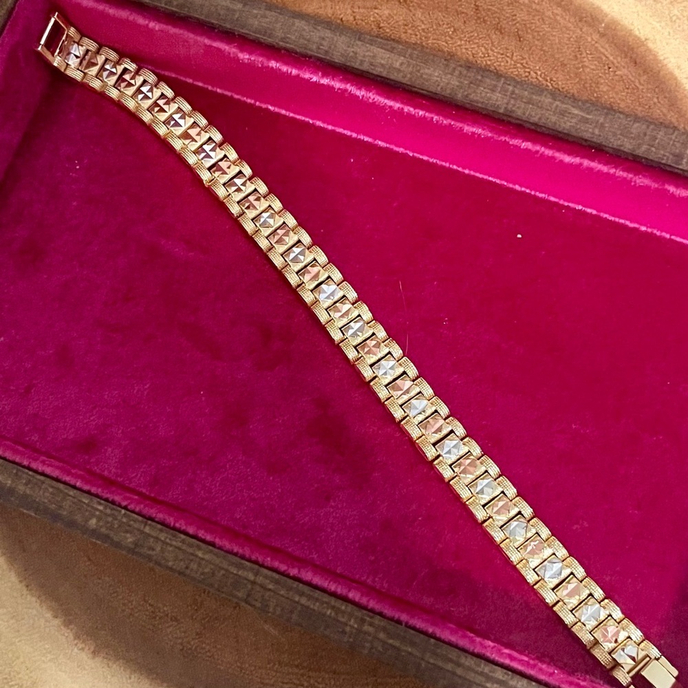 Tri Tone Watchband Style Geometric Diamond Cut 18k Gold Filled NWOT Stackable - Picture 4 of 9
